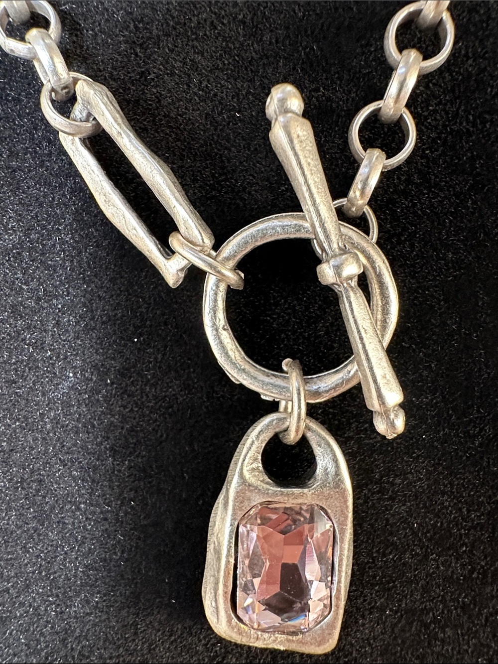 Aven’s Silver Plated Pink Crystal Stone Pendant Chain Necklace - Picture 5 of 6